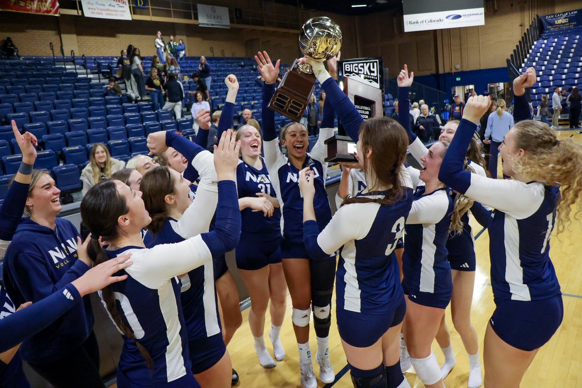 NAUVolleyball's tweet image. Still thinking ab this 💭🏆🏆

#RaiseTheFlag | #BigSkyVB