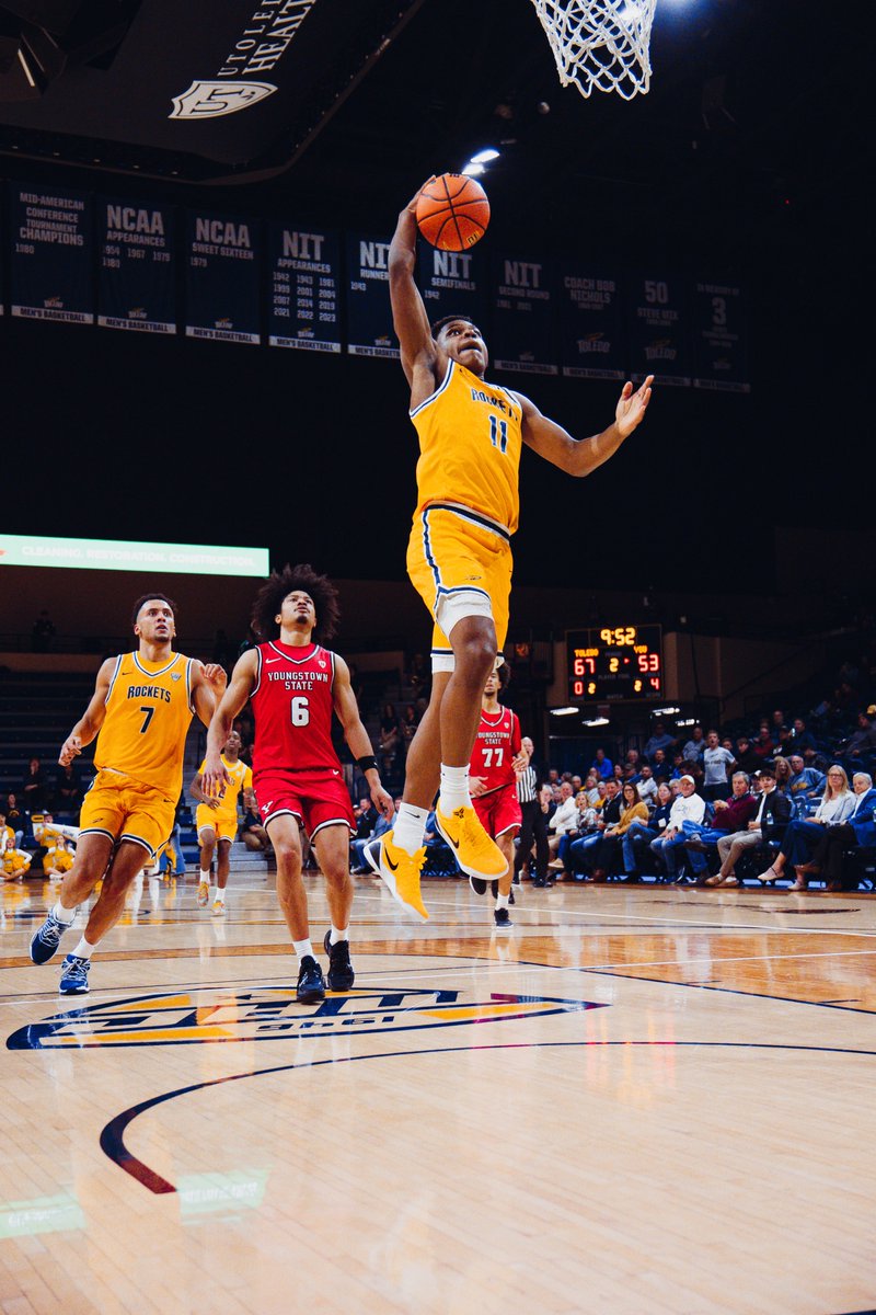 Toledo_MBB's tweet image. 𝐁𝐄𝐍𝐂𝐇 𝐏𝐎𝐖𝐄𝐑💪

Will James Jr. (10 pts.), Chris Riddle (9 pts.) &amp;amp; Jaylan Ouwinga (7 pts.) combined for 26 pts. in our last win over YSU.

We&apos;re back in action tomorrow at 11:00 am vs. Troy in the Geico Coconut Hoops tourney in Fort Myers, Fla.