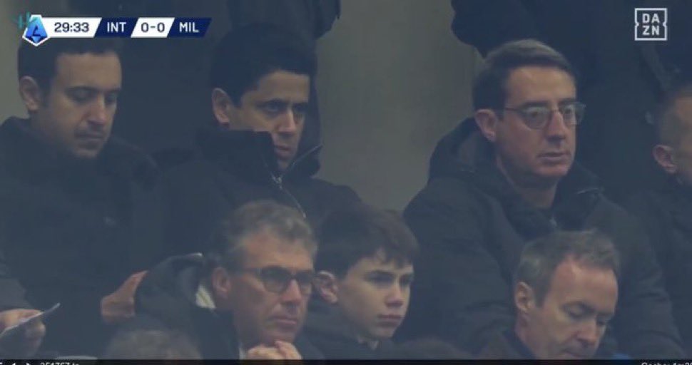 Footballogue's tweet image. Nasser Al-Khelaifi est dans les tribunes pour assister à Inter - AC Milan !

Vous pensez qu’il observe quel joueur ? 👀

(@DAZN_FR)
