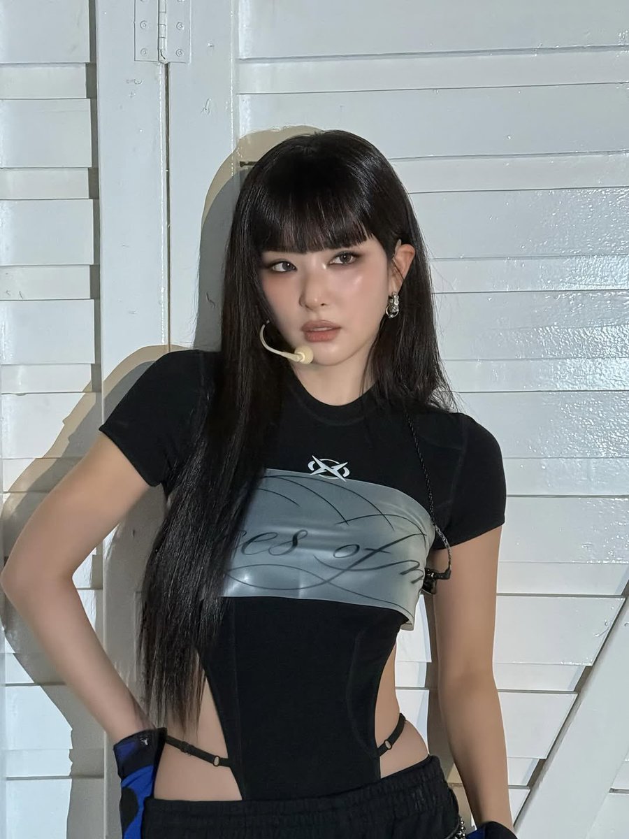 seulgi pics tweet media