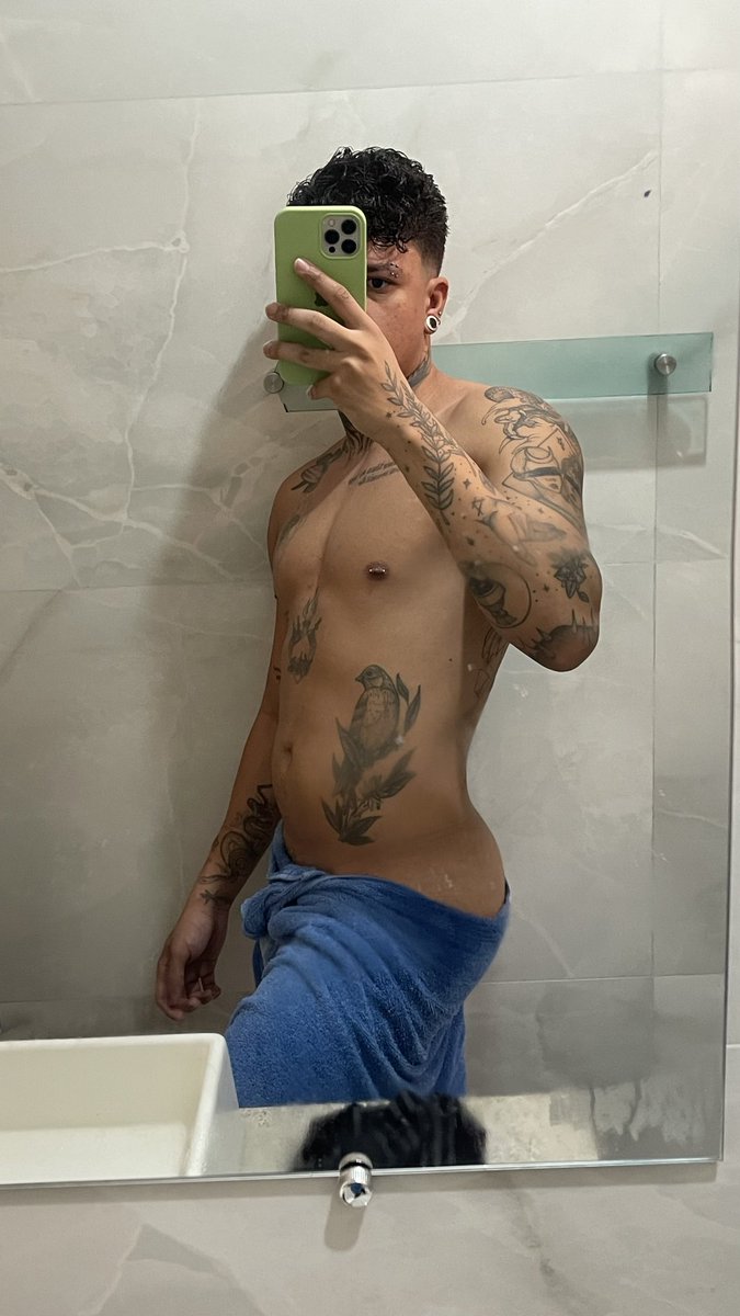 cacifis's tweet image. Pq todo mundo da postando o rabo hoje?