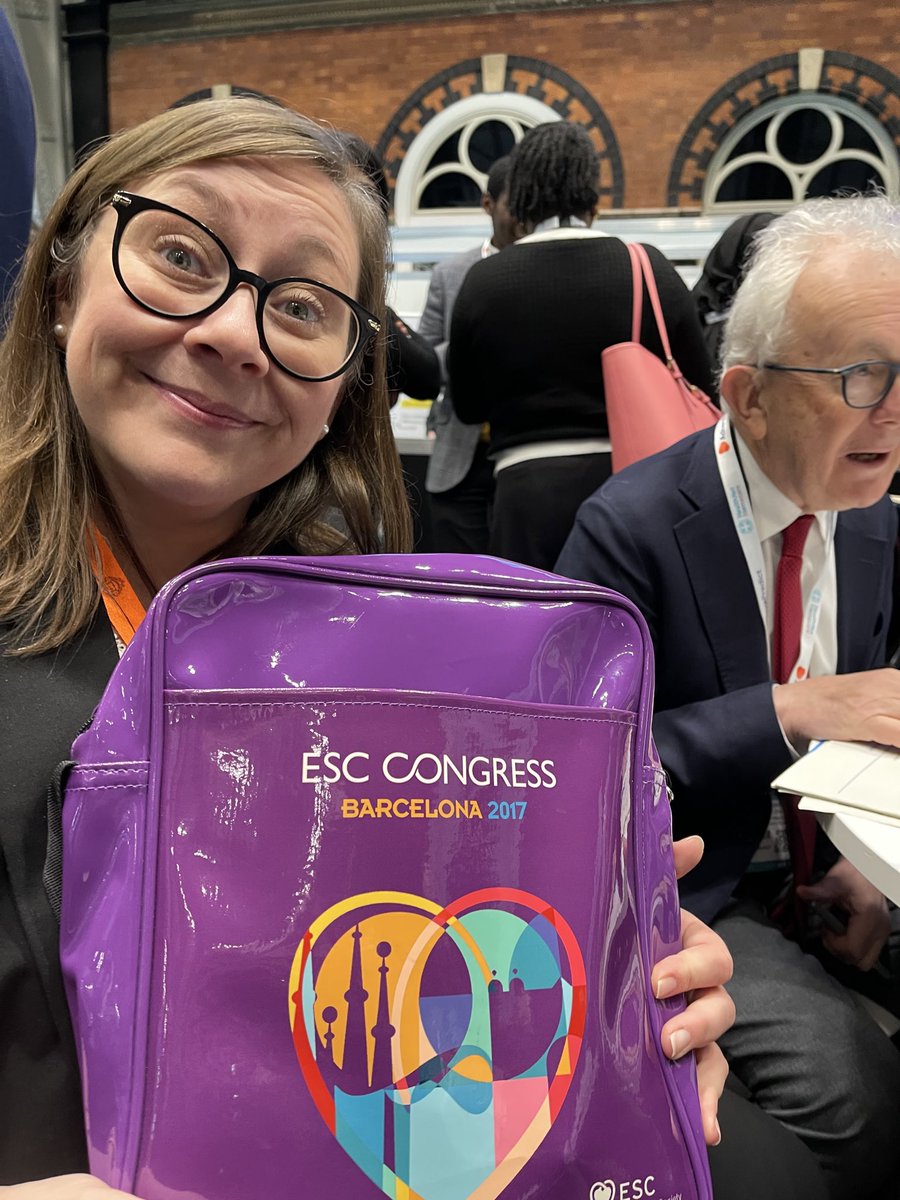 drmahendrapatel's tweet image. Thank you for another informative Congress #CPCNorth @CPCongress 
Stimulating sessions involving innovative, inspiring and #inclusivepractice as well as professional leadership — we can all help shape Royal College of Pharmacy! 
Not to forget #PURPLEBAG 
Smile says it all!