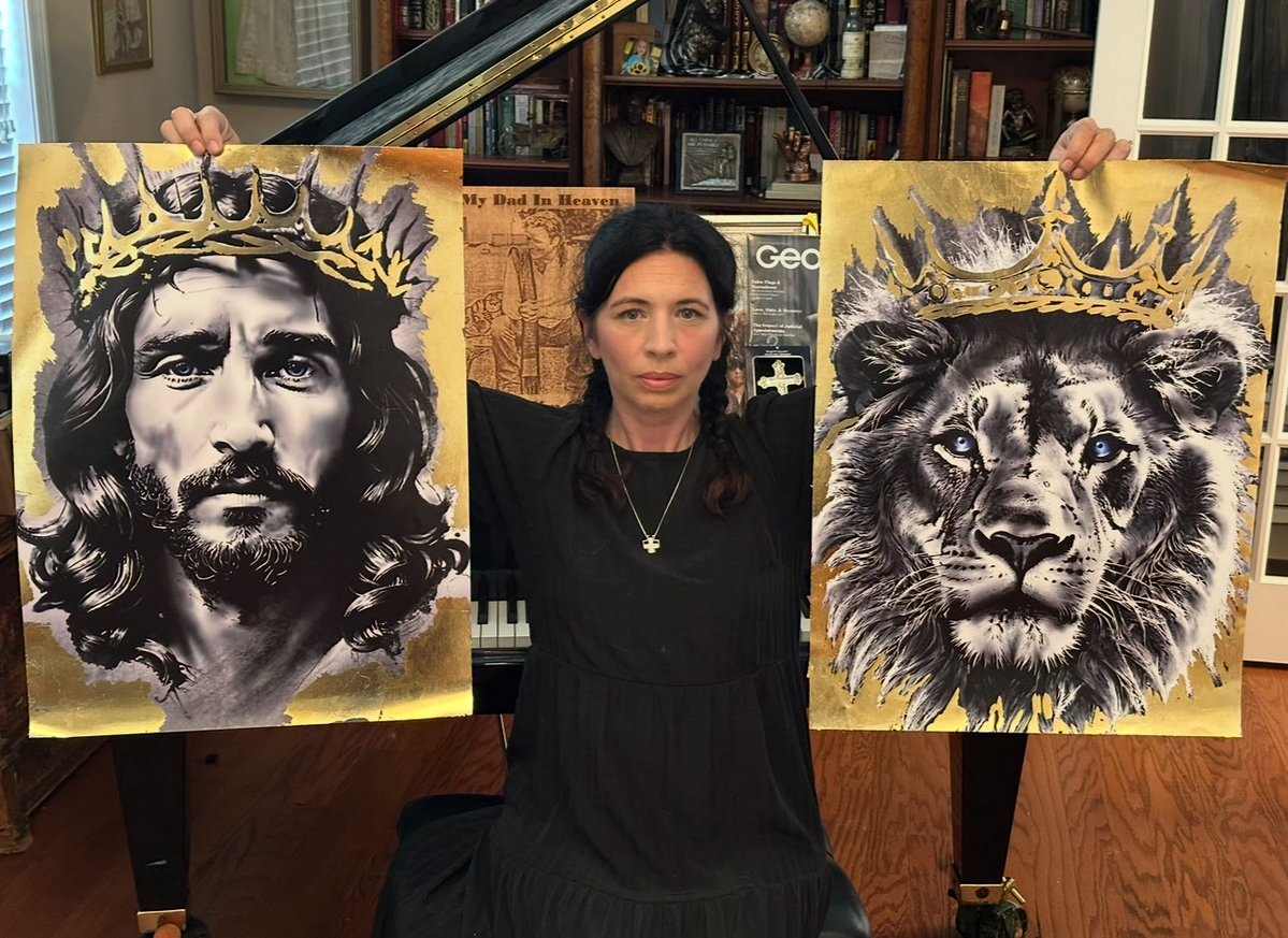 petrowashere's tweet image. I still have plenty of Jesus and Lion prints available. The price is anything you feel to give for it. Email me at johnpetruska@mac.com to get one. @DonnePetro
