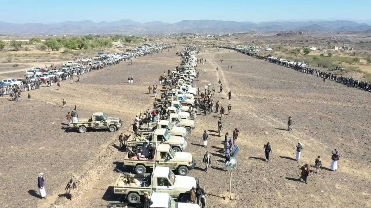 BallisticBassam's tweet image. وقفة اليــــوم با تنهي وساطة عمان
قارحة  يا نكون اليـــــوم او لا نكون

يا وسمعوا الــــذي قلنا لهم بـ الاذان
او وشافوا الـــذي با نفعله بـ العيون

ادخلوا خرِّجوا حـــق السنين الثمان
من بطون الذي مابه معاهــم بطون

لا يقل لك قــوى عظمى ولا هيلمان
حاملات الطوايـر دمرتهــــــا…