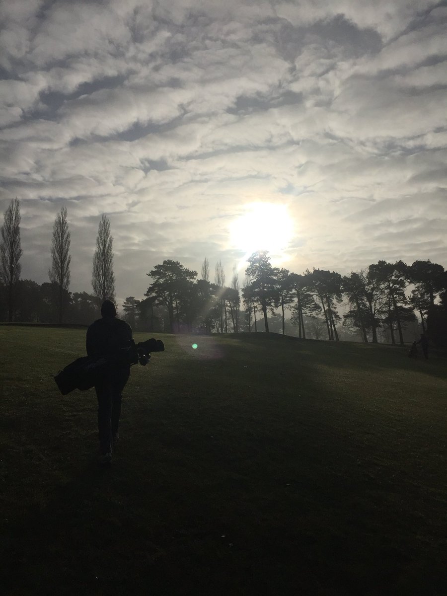 sbm471967's tweet photo. @JohnMorton215 Winter morning on my old course https://t.co/IUJfyEAwg4