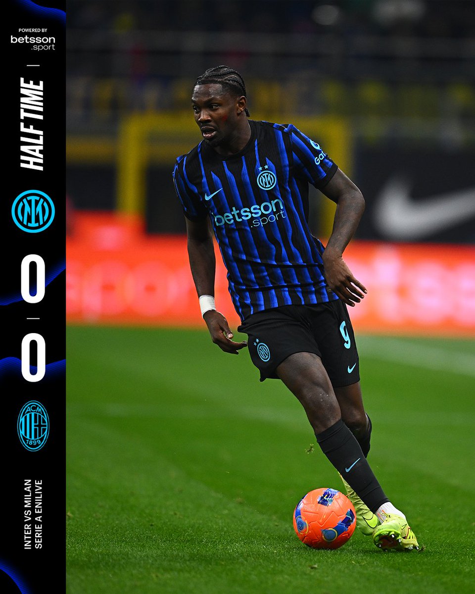 Inter's tweet image. Termina il primo tempo ⚖️

@BetssonSport