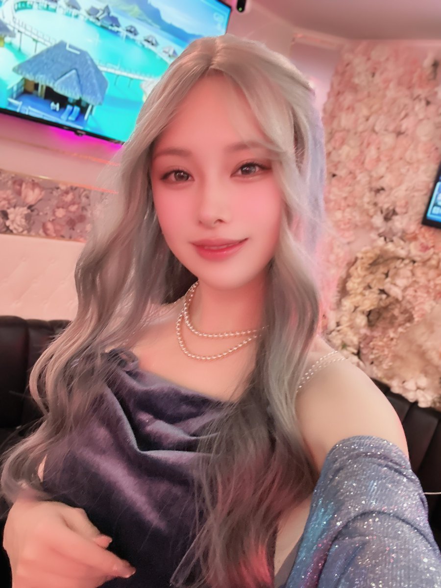 みんな電車乗れた？
イコぴよと朝帰りになっちゃったね✨
夢のような最高の二日間でした！

お祝い、サプライズ、伝えてくれた思いの丈も…心から感謝が止まりません
これから先も今日の思い出を糧に頑張れます！
冬コミも楽しみにしていてね❄️💕