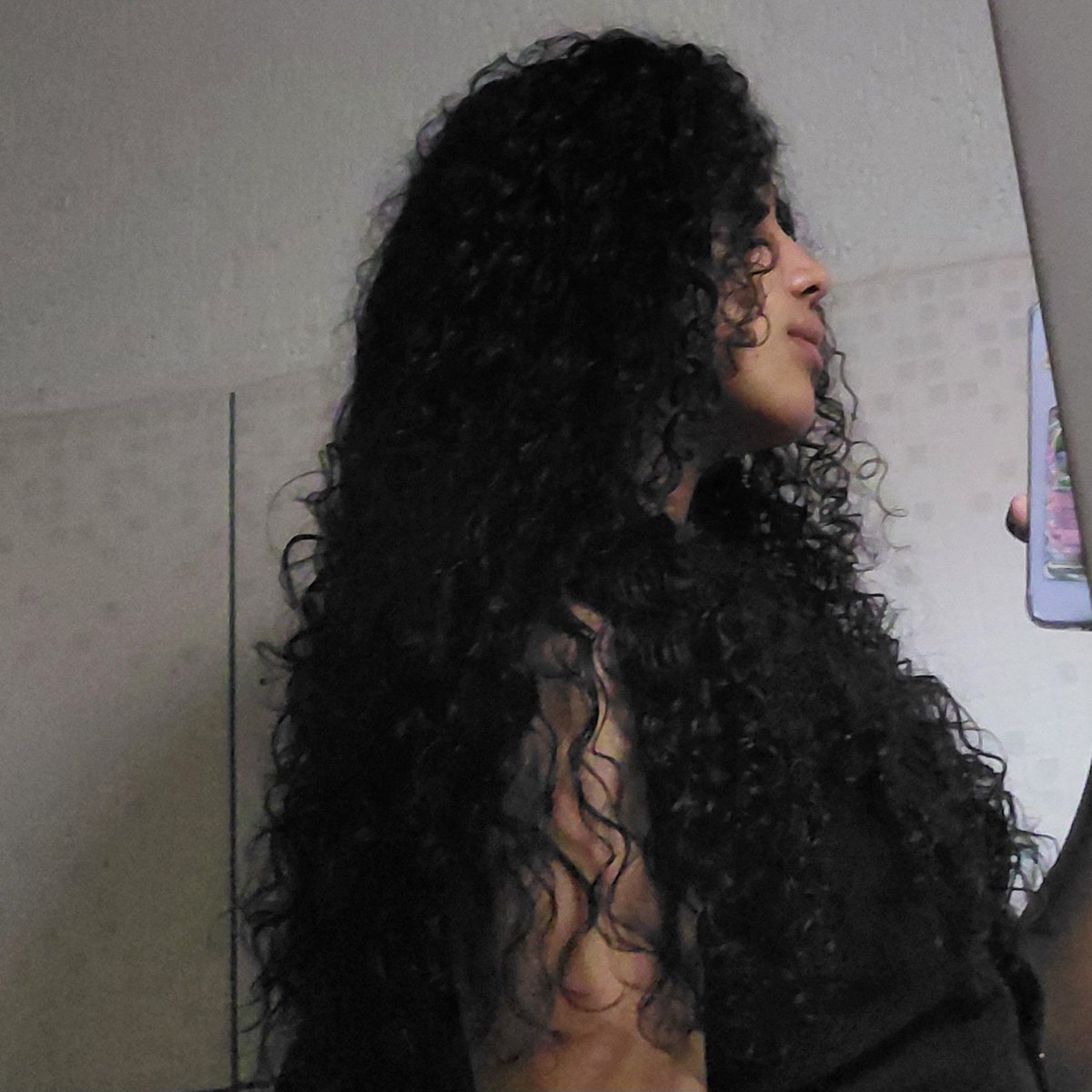 lobotomeow_'s tweet image. fiz uma finalização diferente no meu cabelo