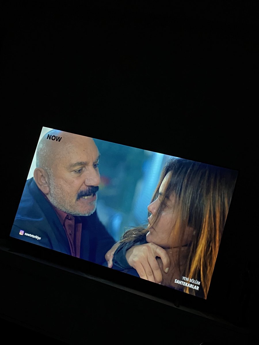 ersinkula's tweet photo. #Sahtekarlar bölüm efsane 👏🏻 baya sürükledi bu bölüm tv başından ayrılamadım https://t.co/bedFSp3Rv6