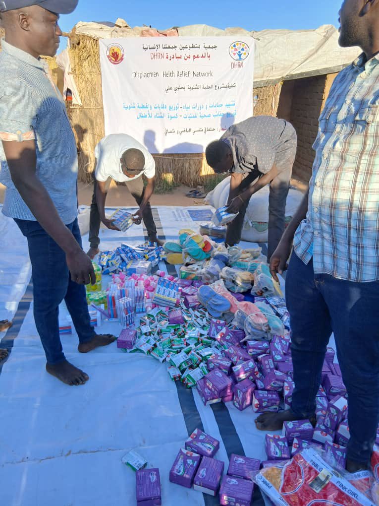 noeleeisaround's tweet image. Thanks to our continuous efforts and your support, we were able to provide winter supplies — including blankets, warm clothing, hygiene items, sanitary pads, and clean undergarments for girls and children — to the displaced people from El Fasher in Tawila
paypal.com/donate/?hosted…