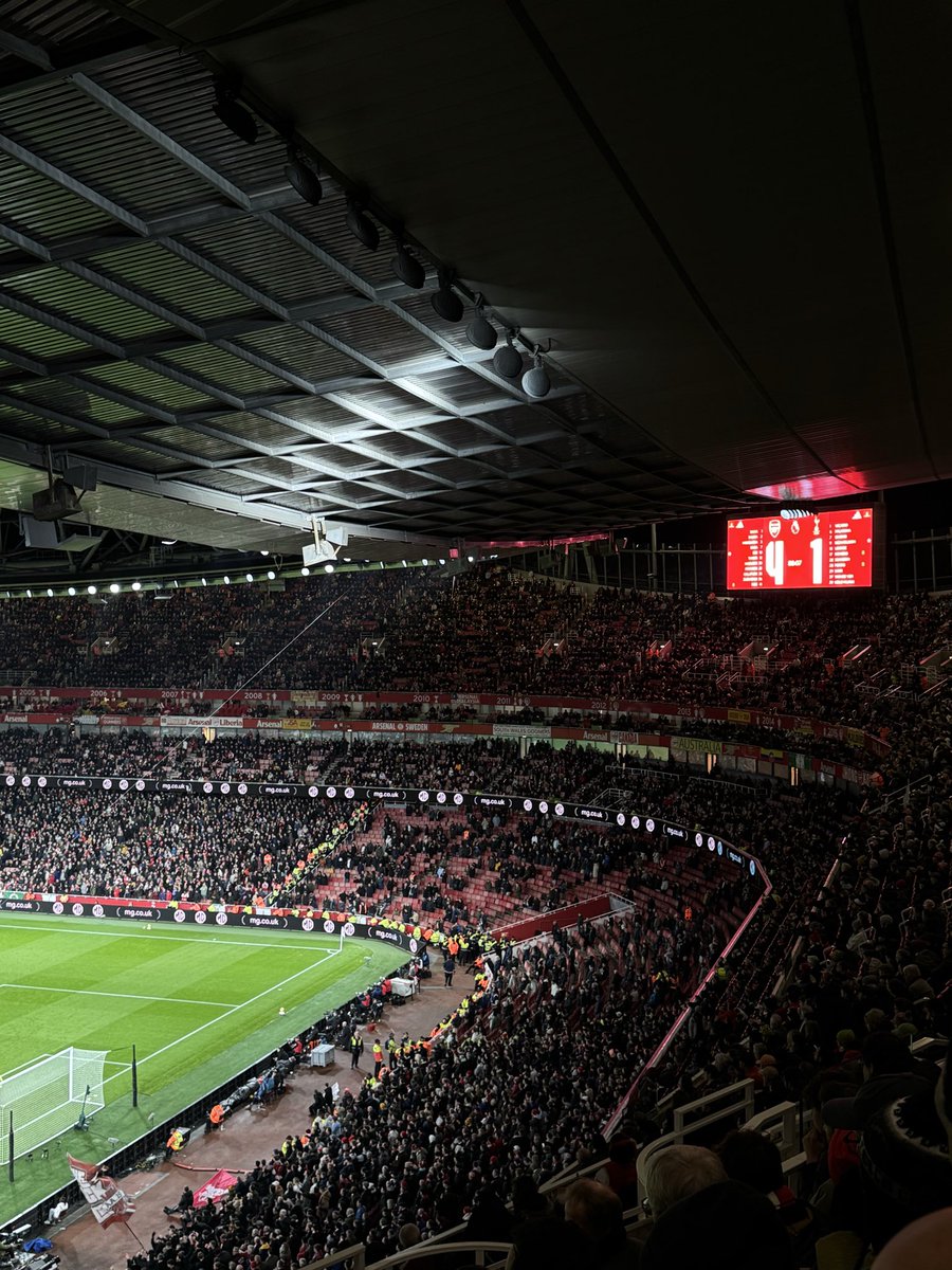 RB 🔴🇮🇪 tweet media