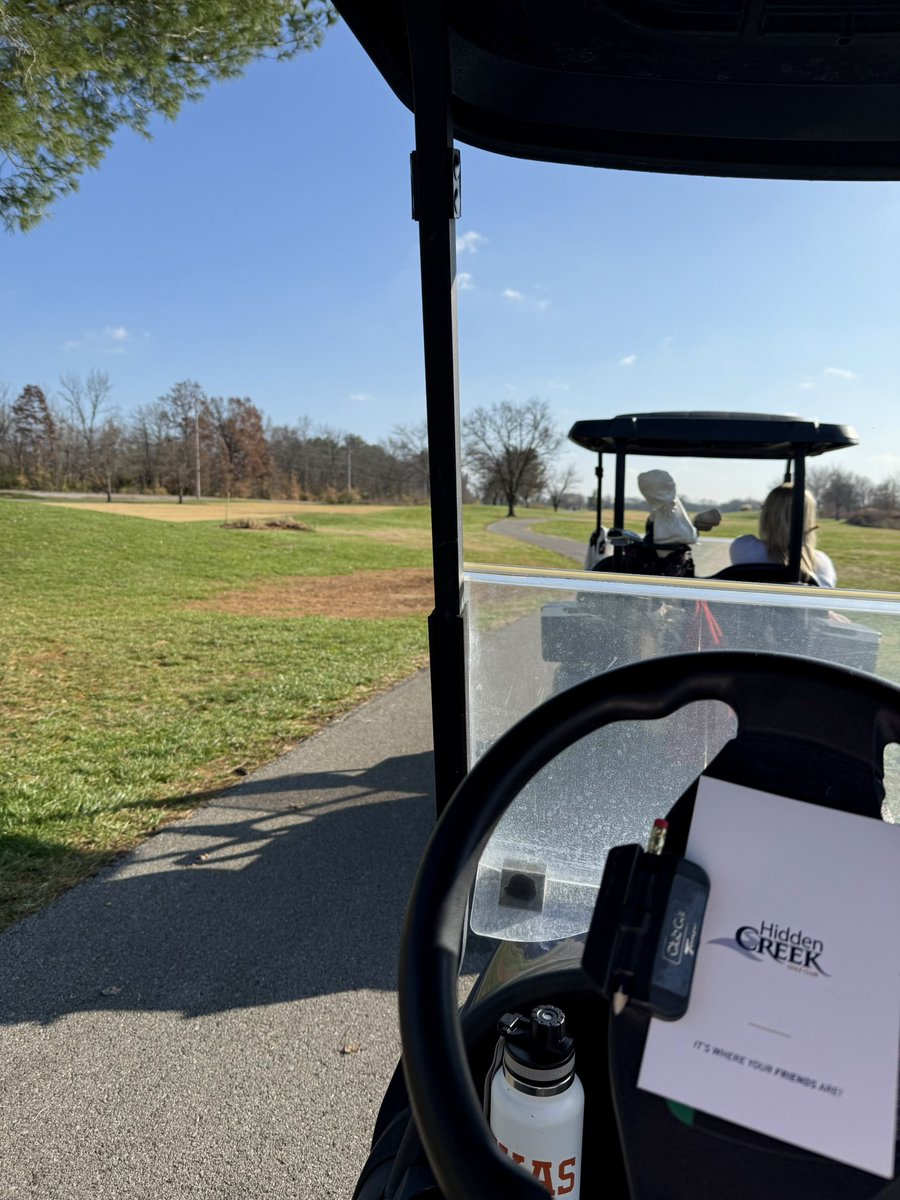 Couples golf today🤩 never want the season to end