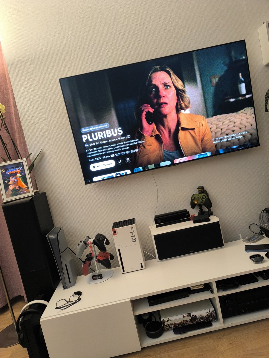 Les 40 premières minutes sont excellentes ! Ma femme lâche là (n'aime pas les trucs angoissants), pas moi 👅