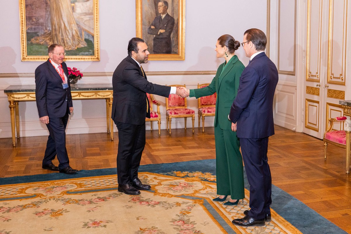 Stortinget's tweet image. – En høytidelig og hyggelig start på et viktig toppmøte mellom nærmere 50 parlamentspresidenter, Krimplattformen. Sammen støtter vi Ukraina. En ære å møte det svenske kronprinsparet. Takk for invitasjon og engasjement, sier stortingspresidenten.