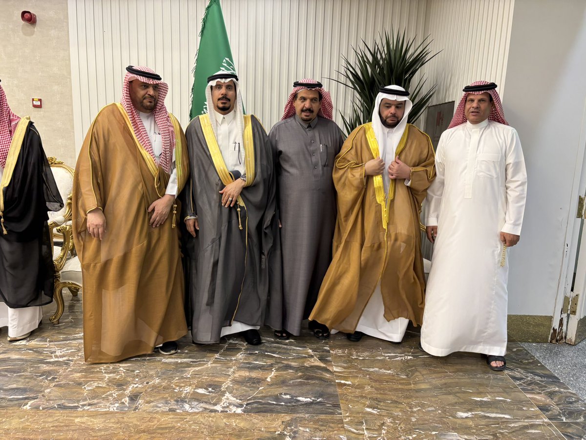 malsuhimy's tweet image. سعدنا هذا المساء بحضور حفل  زواج اخي الغالي راكان عبدالله السحيمي بالمدينة المنوره الذي حضره الاهل والاصدقاء وزملائه اسأل الله له حياة سعيده