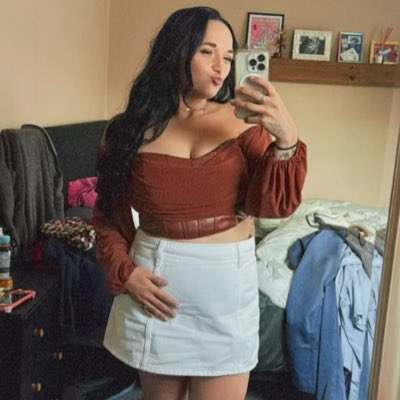 cassideerayne's tweet photo. #NewProfilePic https://t.co/61etg0yicp