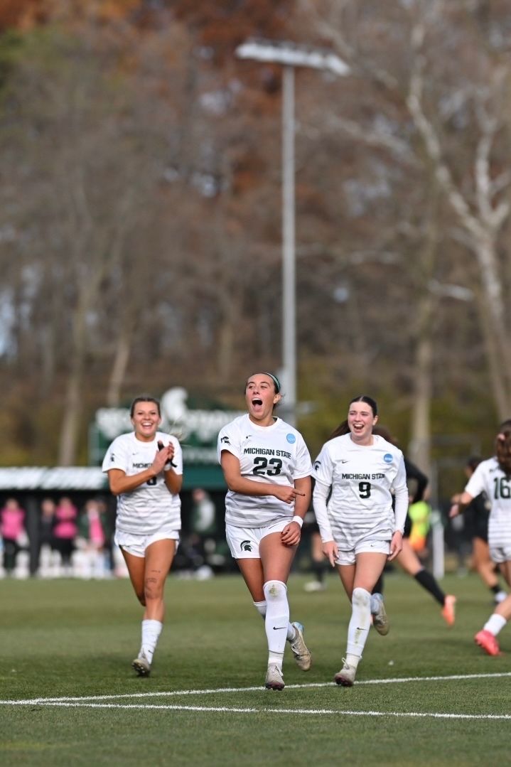 EAST LANSING, MI (11-23-25) — FINAL: MSU 2, Colorado 1.
Bella Najera scores twice, including a PK at 55:20 to clinch it. Spartans advance to face the Stanford–BYU winner. #womenssoccer #GoGreen