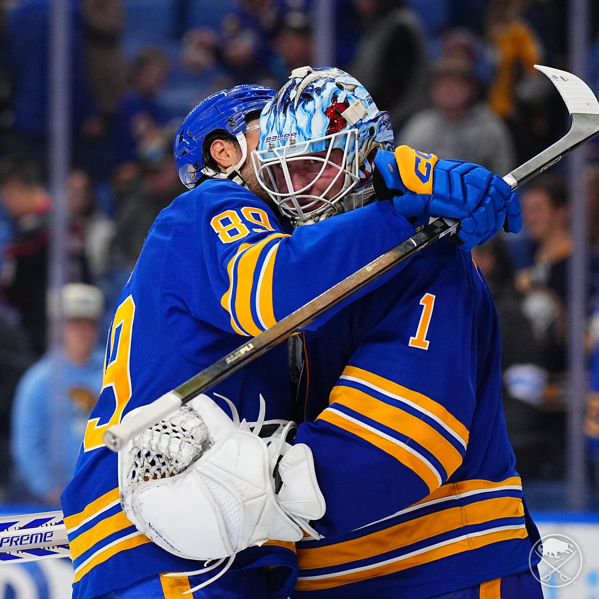 BuffaloSabres's tweet image. LUUUUUUUK 👊