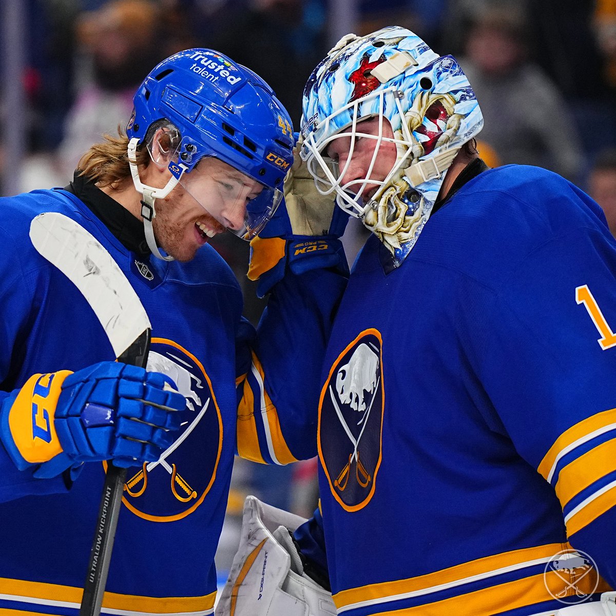 BuffaloSabres's tweet image. LUUUUUUUK 👊