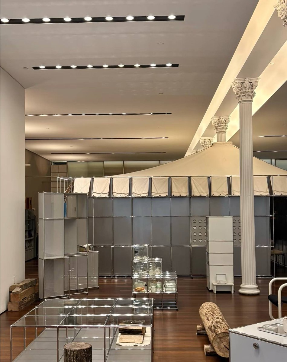 AmeliaAAmu's tweet image. Transforming spaces, one design at a time. ✨ #InteriorDesignStudio #HomeDesign #SpaceMakeover