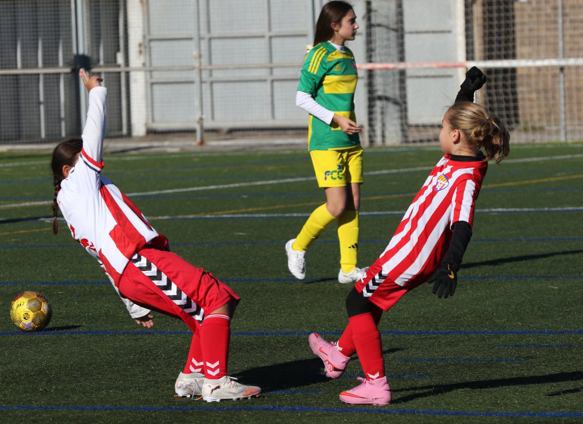 SomMariners's tweet image. Bang! Bang! 💥

Erika 🤝🏻 Laia

Som-hi, marineres! ⚓

#SomMariners #SomMarineres 🔴⚪ #Barceloneta #FutFem