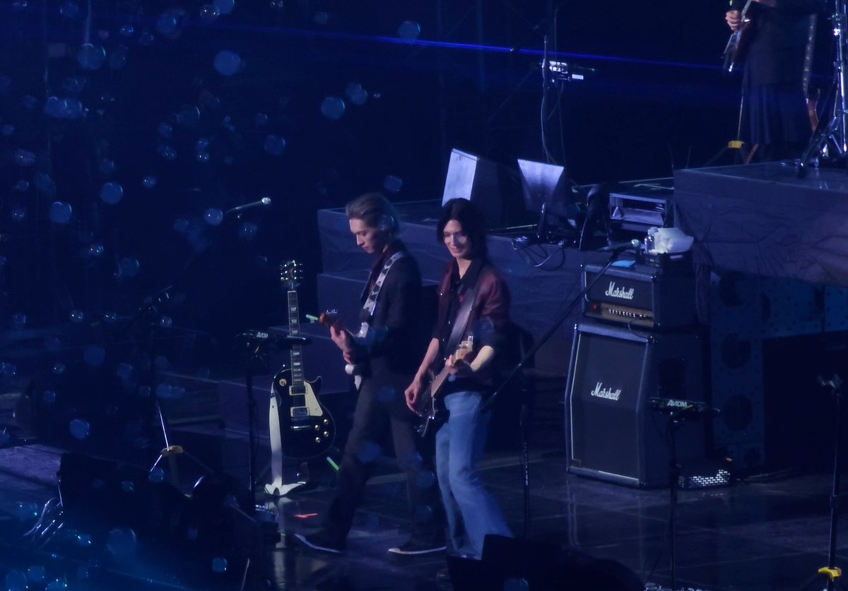 어떤 울보 둘 덕분에 이번 공연도 행복했어요...♡