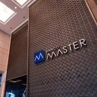 🚨 URGENTE: Alexandre de Moraes manda derrubar postagens nas redes sociais com a notícia de que o rombo de R$ 60 bilhões no Banco Master envolveu contrato com empresa da sua esposa