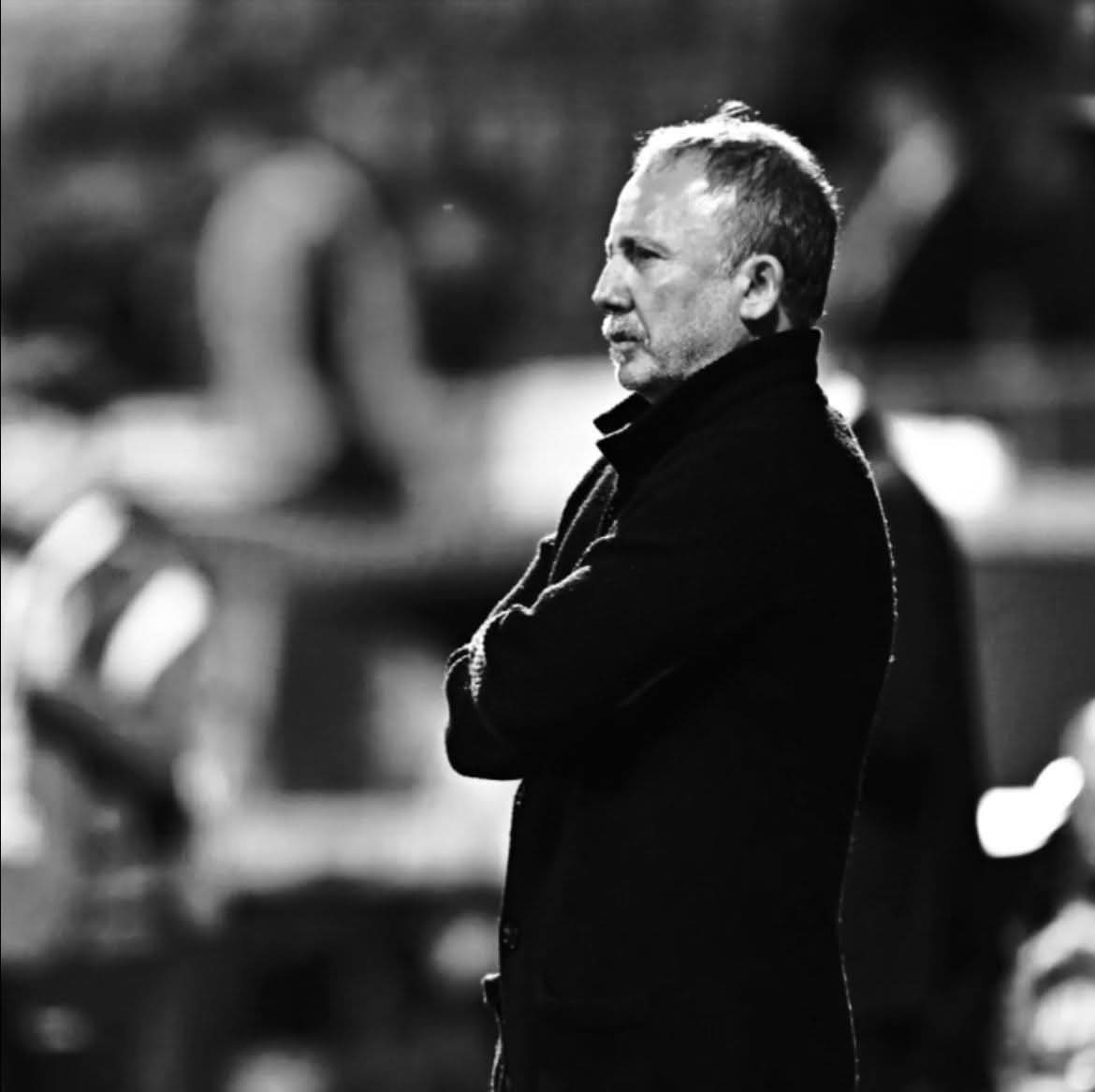 Belki şampiyon olamam : ✔️
Belki maçıda kazanamam  : ✔️
Ama o oyunu oynatırım : ✖️