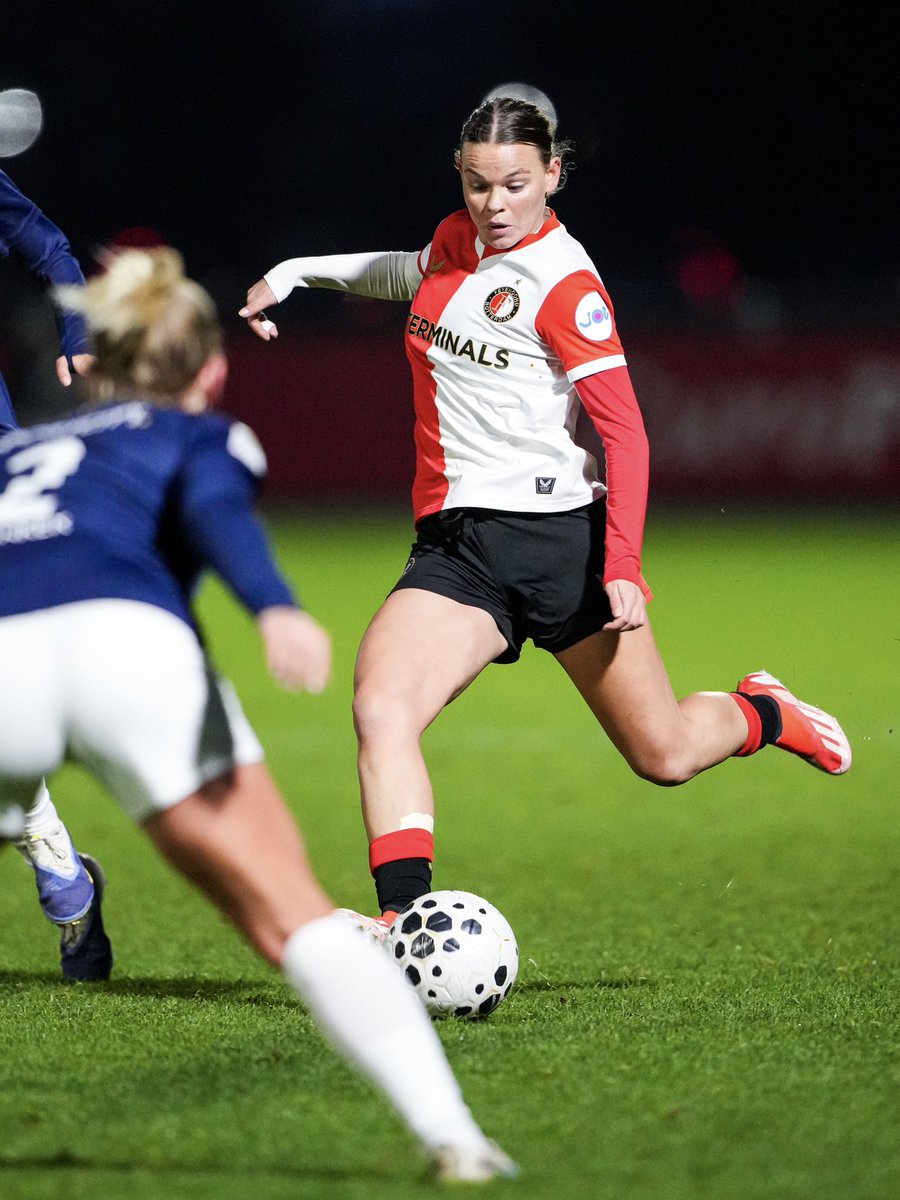 Leading at the break!

HT #feyher 1-0