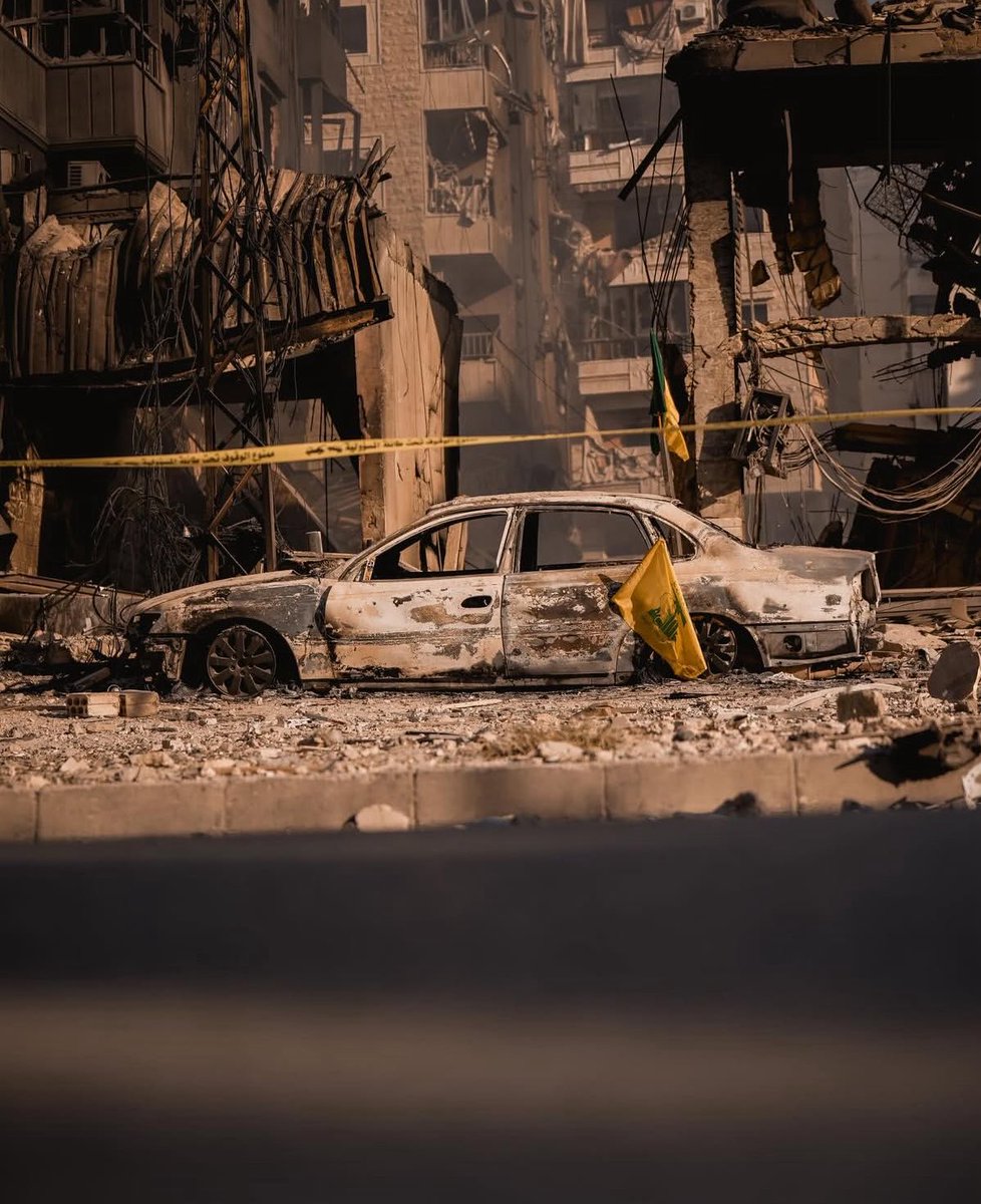 إِنَّ الحُسَيْنَ باقٍ هُنا