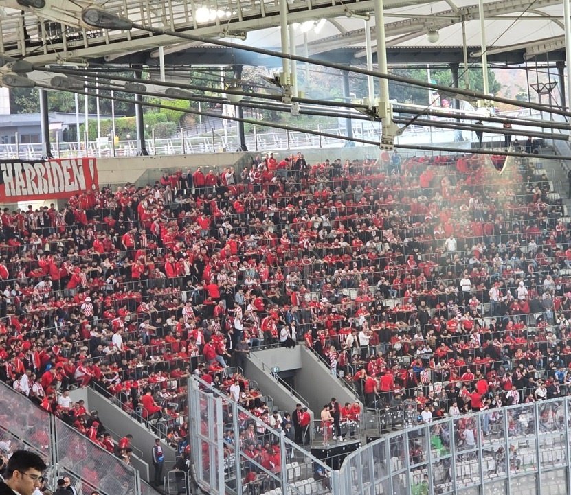 Samsunspor tribünü Beşiktaş deplasmanındaydı.