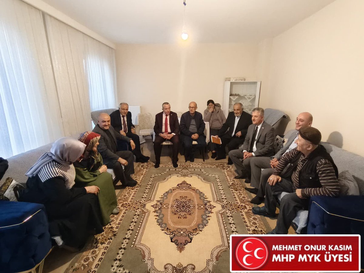 📍Sincan

Genel Başkanımız Sn. Devlet Bahçeli Bey’in emir ve talimatlarıyla, “Derdin Derdimizdir Sohbetleri” kapsamında, 
MHP Ankara İl Bşk. Yrd. Halil Şahingöz, 
İl Yöneticilerimiz, Sincan İlçe  Bşk. Oğuz Nihat Alkan ve İlçe Yöneticilerimiz ile birlikte Sincan’da Mehmet Sarı ve