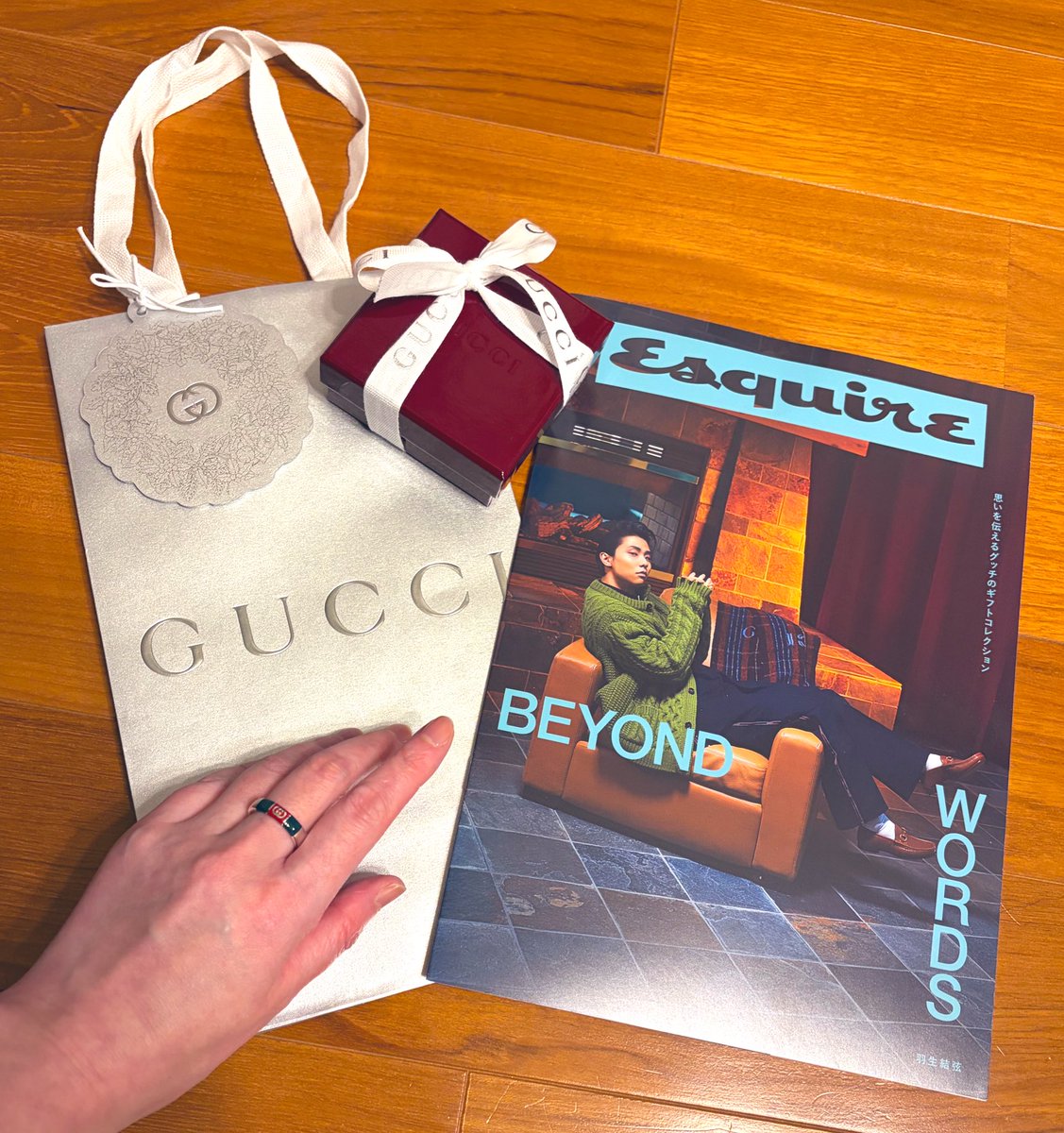 GUCCI銀座で無事ブックレット頂けました☺️ 毎日行列ができるほどだ