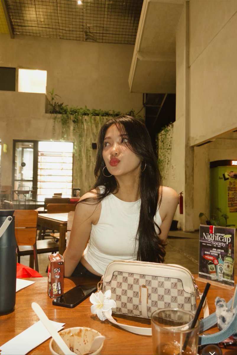 maydina. tweet media