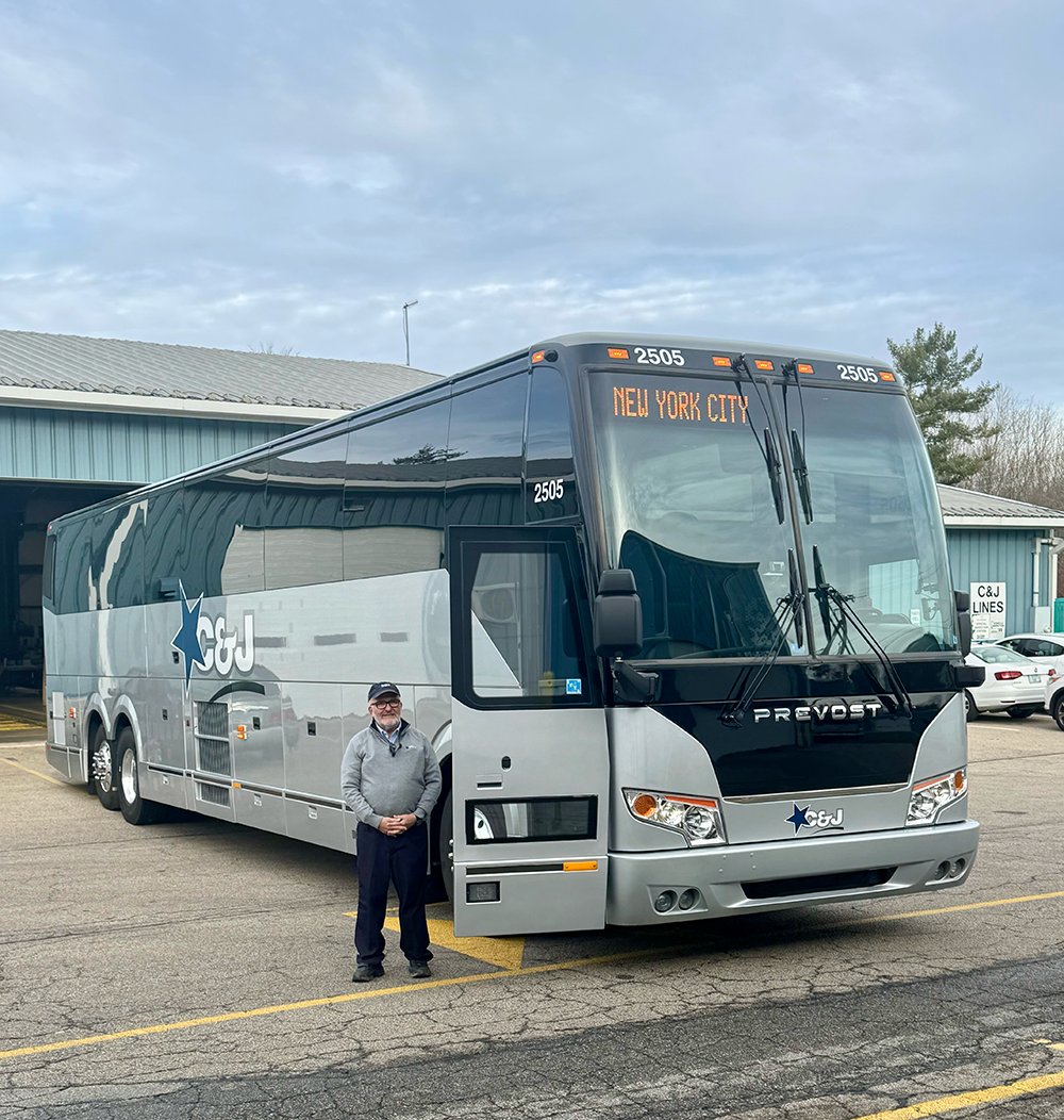 CJBUSLINES's tweet image. Our newest NYC bus just hit the road, built with you in mind.
More comfort. More reliability. More reasons to love your daily ride.
We can't wait to see you on board!