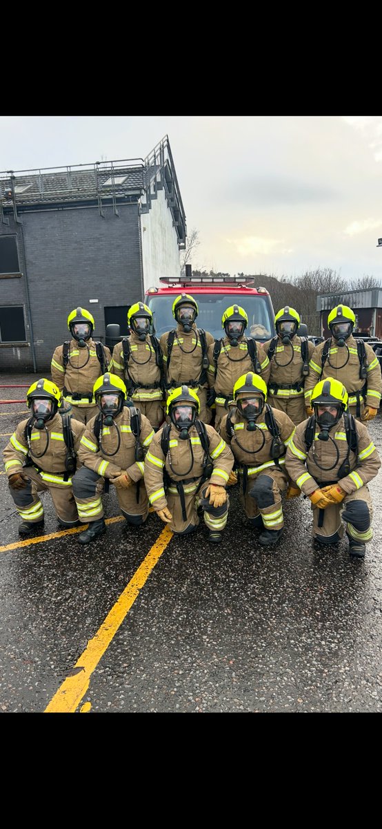 abewdhq's tweet photo. Busy weekend at Oban community fire station, second day of the UHPFS operators course &amp; Second BA recovery training course, attended by On Call firefighters from  Kilmelford, Garelochhead, Minard &amp; Craignure. #Oncall #SFRS #Teamwork #lifelinglearning #Development #Oban 🚒🔥 https://t.co/Ek4GakBtj0