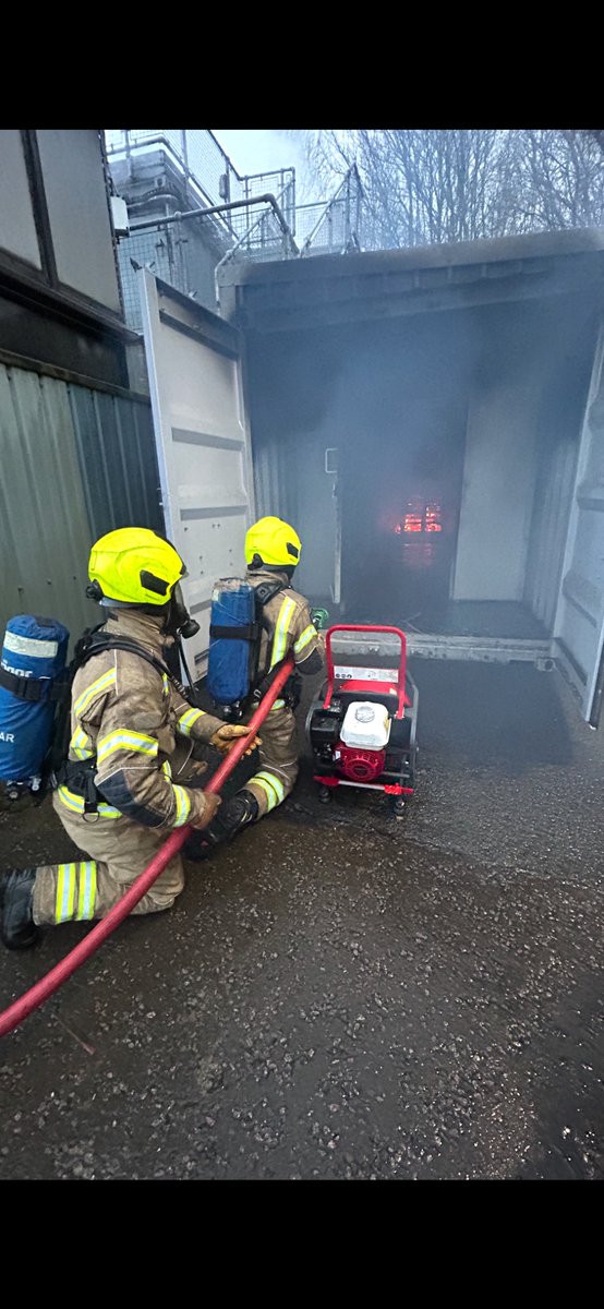 abewdhq's tweet photo. Busy weekend at Oban community fire station, second day of the UHPFS operators course &amp; Second BA recovery training course, attended by On Call firefighters from  Kilmelford, Garelochhead, Minard &amp; Craignure. #Oncall #SFRS #Teamwork #lifelinglearning #Development #Oban 🚒🔥 https://t.co/Ek4GakBtj0