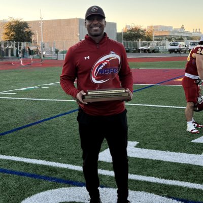 stims8's tweet image. Golden State bowl champions #GoStangs