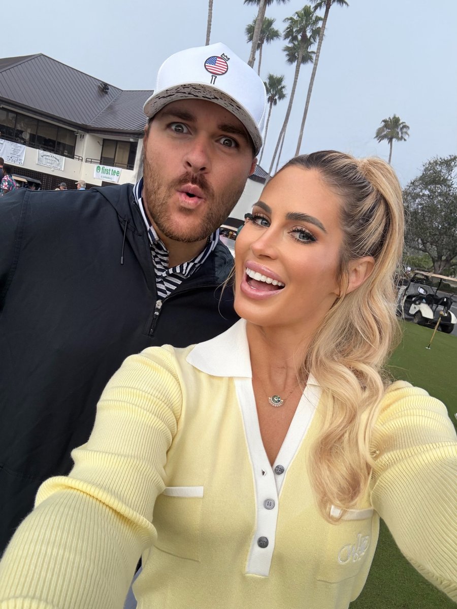 Guess whoooo! ⛳ 👏