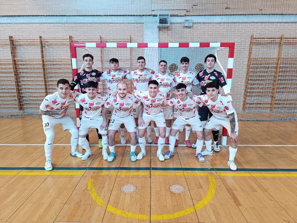 ⚪🔴 #ElPozoCiudaddeMurcia se alza con la victoria 4-3 ante <a href="/UD_ALCHOYANO/">U.D. Alchoyano</a>
Goleadores: Miguel, Alberto, Bruno
y Dani.