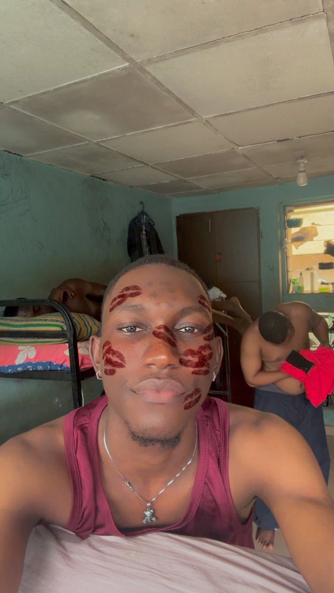 ruby_pius's tweet image. First video and pics after hair cut 🤲🏻🥺