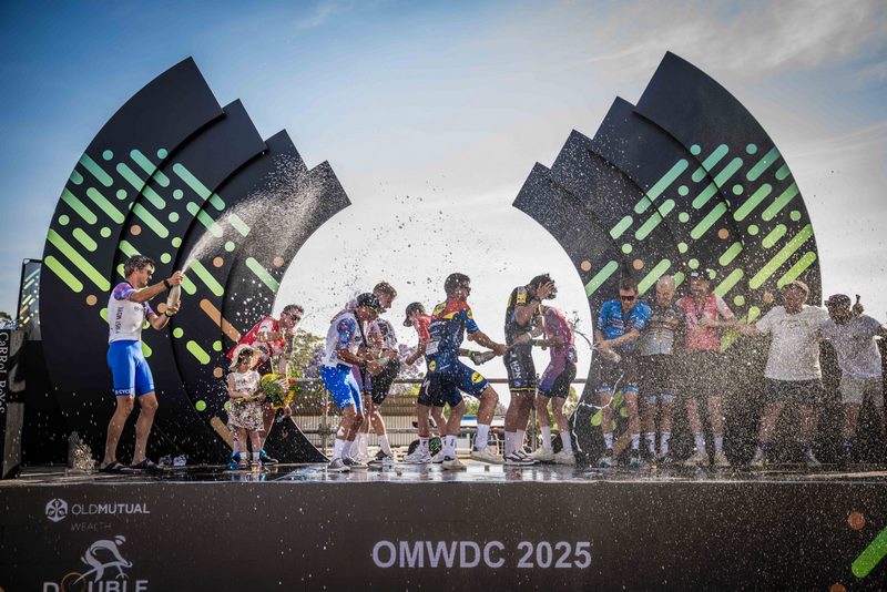 thenewspapersa's tweet photo. The Road Warriors powered to victory at the 2025 #OldMutualWealth #DoubleCentury, leading a day of standout performances across all categories. A showcase of grit, teamwork, and world-class racing.
🔗 Read more: https://t.co/CQ3CWgVs8x #Swellendam #WesternCape https://t.co/GrxlAXmCED