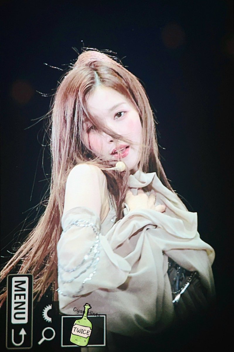 Cyan Hints tweet media