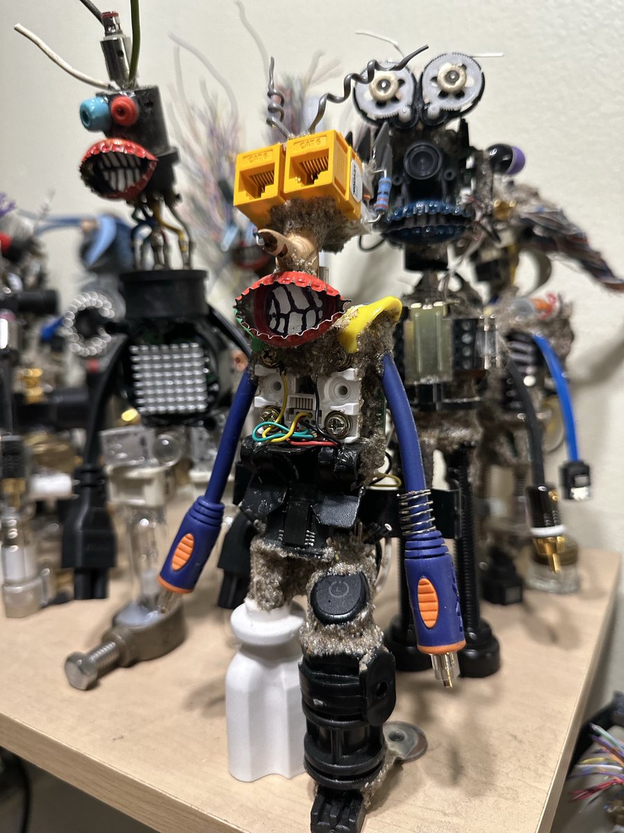 SpareParts_Sol's tweet image. Limbots