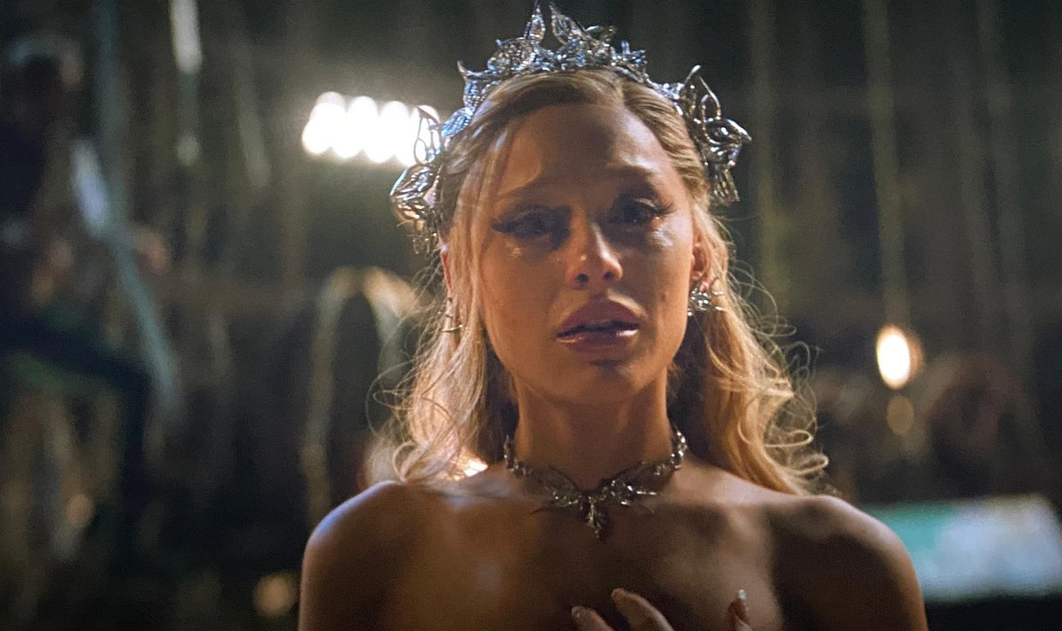 mrbrianrowe's tweet image. 150 million dollar opening and one of the most moving performances of the year, Ariana Grande is coming for the Oscar