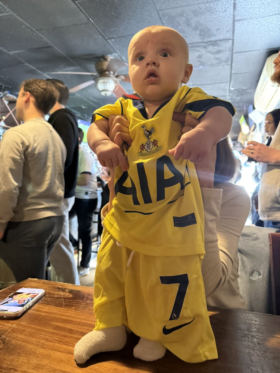 Martygrawl's tweet photo. @NBCSportsSoccer @PLinUSA #MyPLMorning nephew is fully COYS https://t.co/oSPkSkikQy