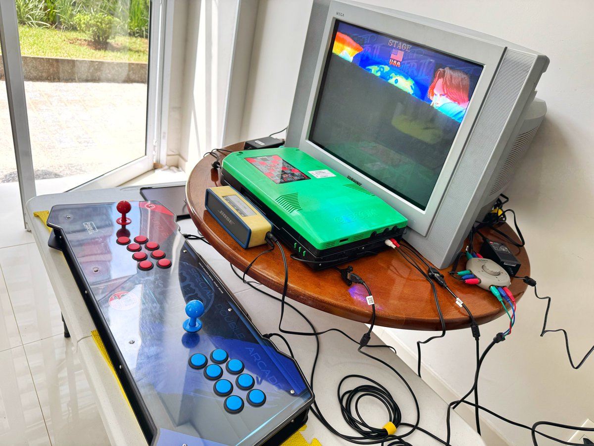 mkmura81's tweet image. 🥳🎉 子供の誕生日パーティーテーマはブンブンジャーで飾るのに頑張りましたが。。。

🕹️ 皆様がもっと楽しむのにもちろんCPS2 ON!!!😅

CPS2 Consolized by @wallgarants 

#スパ2X #cps2