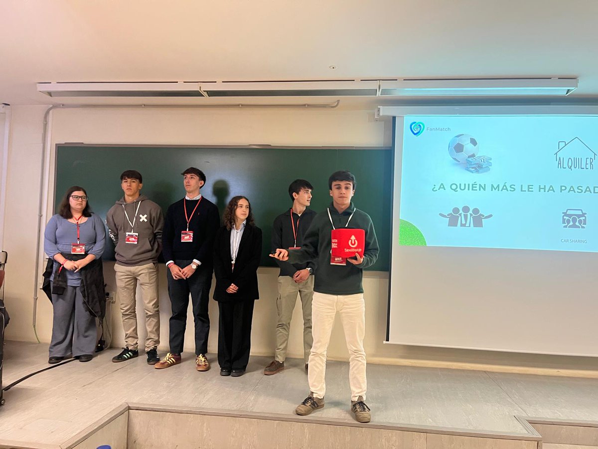 Startup Weekend SVQ tweet media