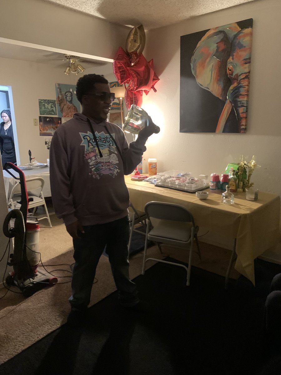 Happy bday to a old a$$ mfer 🤣🤣🤣