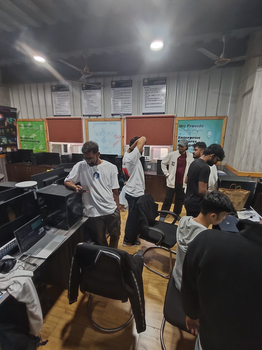 One more event has been successfully completed at Centurion University the 24-hour non-stop Blockchain Hackathon. Participants from NIST, SRM AP, KIIT, ITR, IIIT Raipur.....,The event was successfully managed by the <a href="/OdishaDao/">Odisha DAO</a> <a href="/campustocrypto/">campustocrypto.eth</a> team 🔥🔥🔥